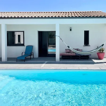 Nathan, Fun And Calm Rochefort Villa