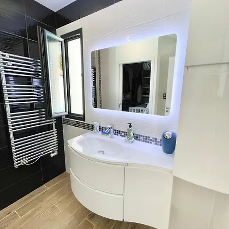 Villa Nathan, Fun And Calm Rochefort *