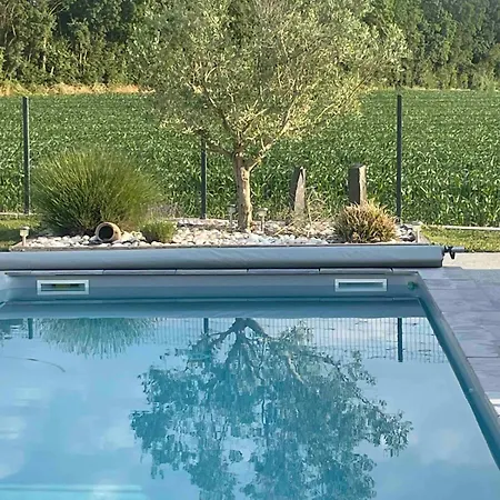 Nathan, Fun And Calm Rochefort Villa