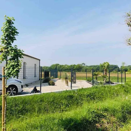 Nathan, Fun And Calm Rochefort Villa