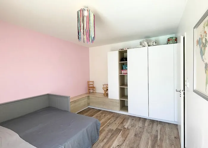 Nathan, Fun And Calm Rochefort