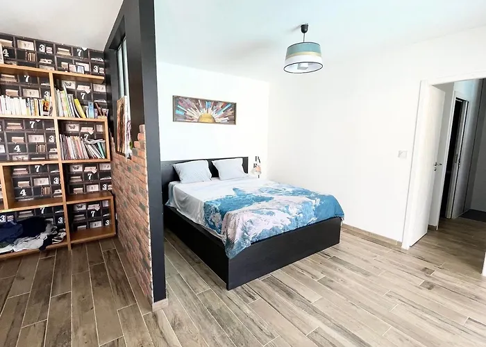 Nathan, Fun And Calm Rochefort * Breuil-Magne