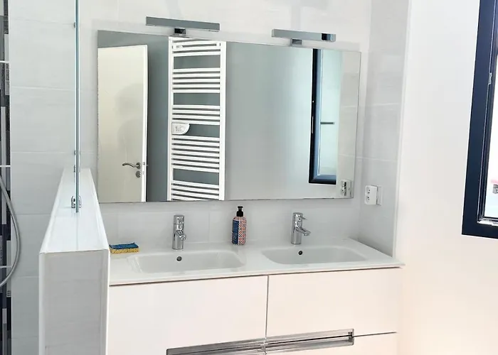 Nathan, Fun And Calm Rochefort *