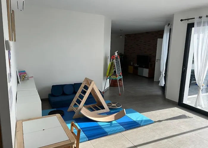 Вилла Nathan, Fun And Calm Rochefort